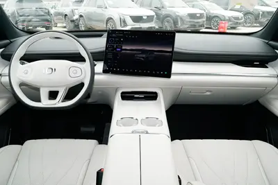 2025款 长安启源Q07 1.5L 215km 215尊荣型内饰