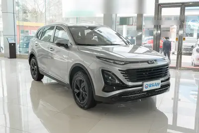 2025款 奔腾T90 龙耀版 1.5T 双离合欢享型外观