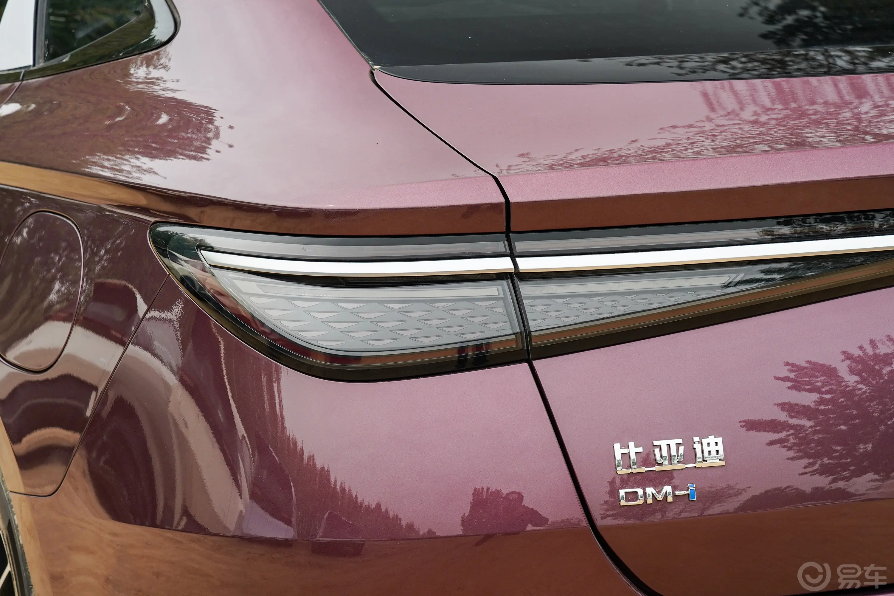 海豹07DM-i智驾版 1.5L 125km 尊贵型外观灯组