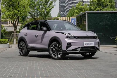 2025款 领克06 Shero 1.5T 紫色特别版外观