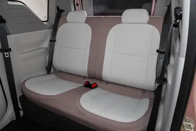 2025款 熊猫 熊猫mini 210km 元气熊空间