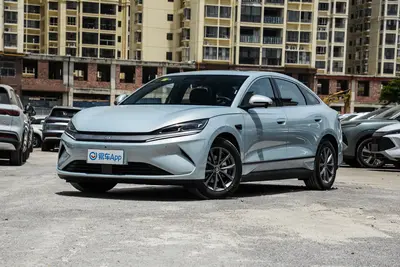 2025款 秦L EV 545km 领航版外观