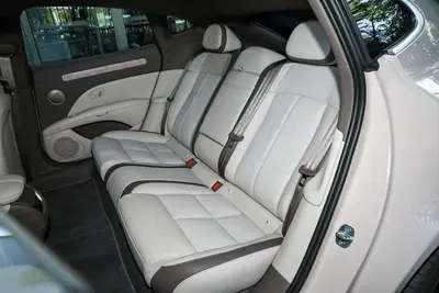 2025款 智己L6 850km 后驱Pro Max版空间
