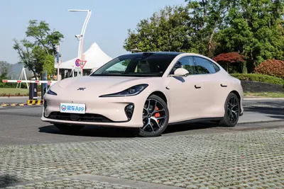 2025款 智己L6 850km 后驱Pro Max版外观