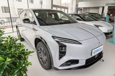2025款 红旗天工08 605km 后驱Max版外观