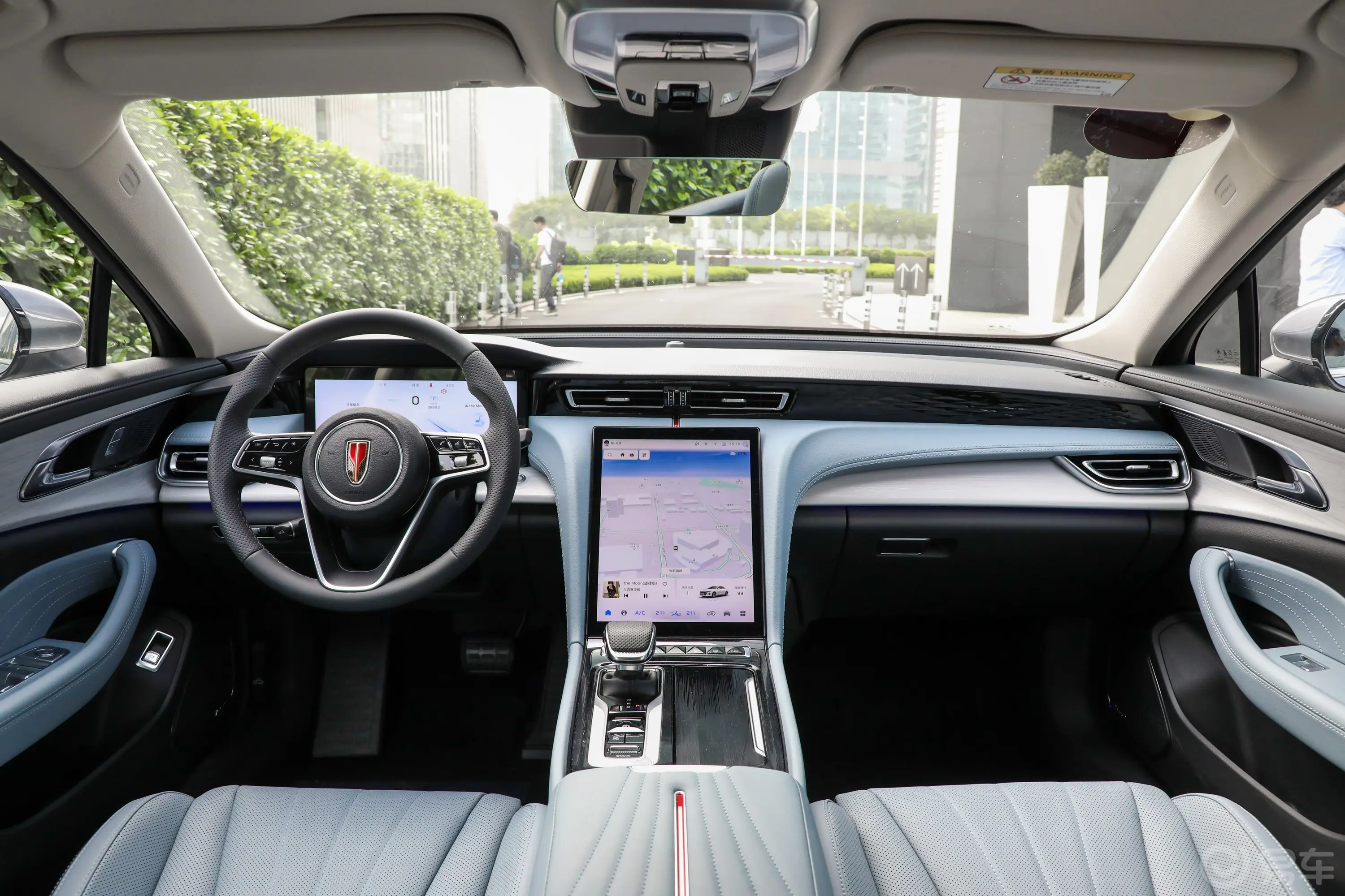红旗H5 PHEV1.5T 170km 超混版内饰全景正拍