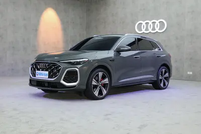 2026款 奥迪Q5L 2.0T 运动版外观