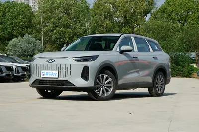 2025款 风云T9 1.5T 120km 前驱长续航版尊荣型 三元锂 5座外观