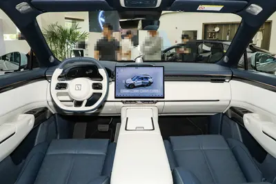 2025款 ZEEKR 7X 605km 后驱智驾版内饰