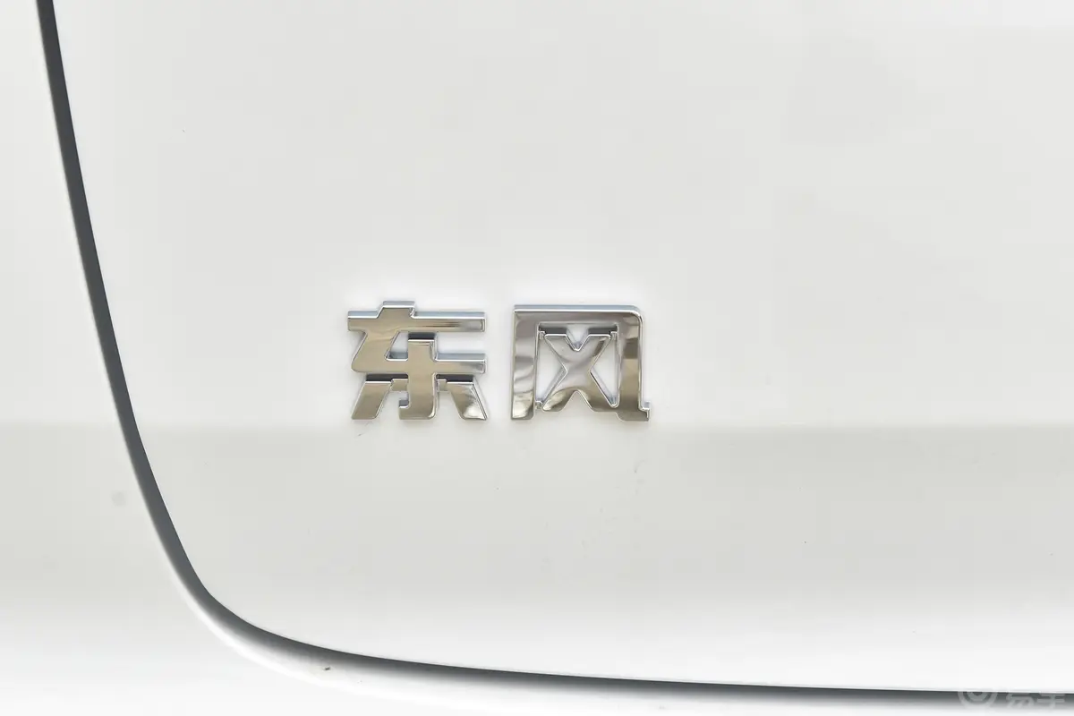 eπ008增程版 智驾版 210Ultra 5座外观细节
