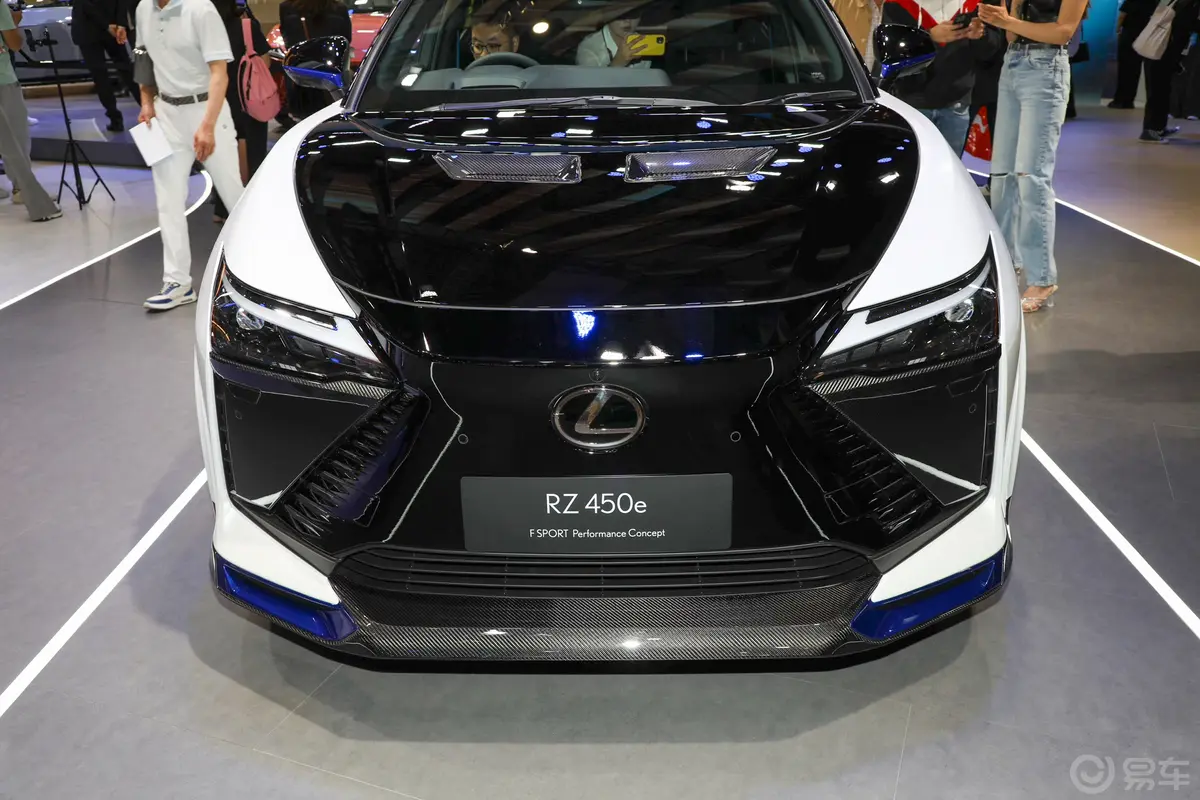 雷克萨斯RZ450e F SPORT Performance Concept外观