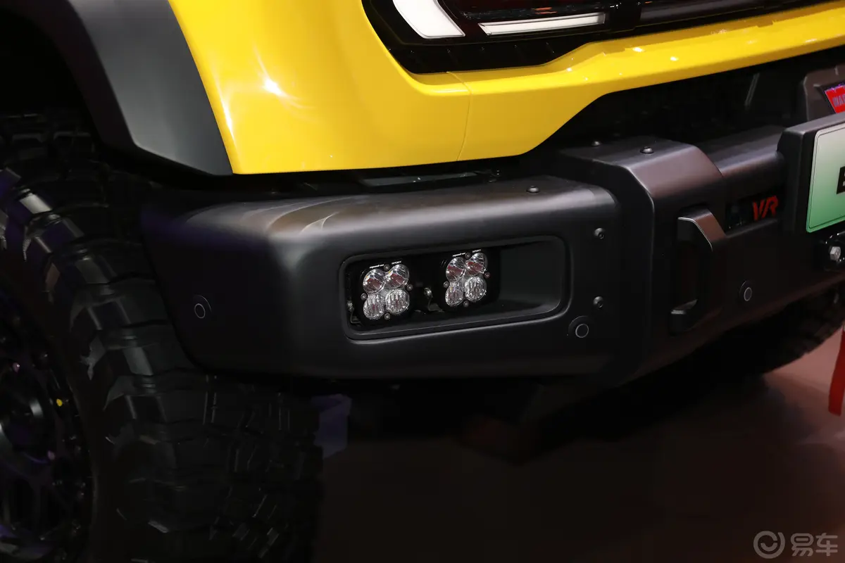 北京越野BJ40增程特别版外观
