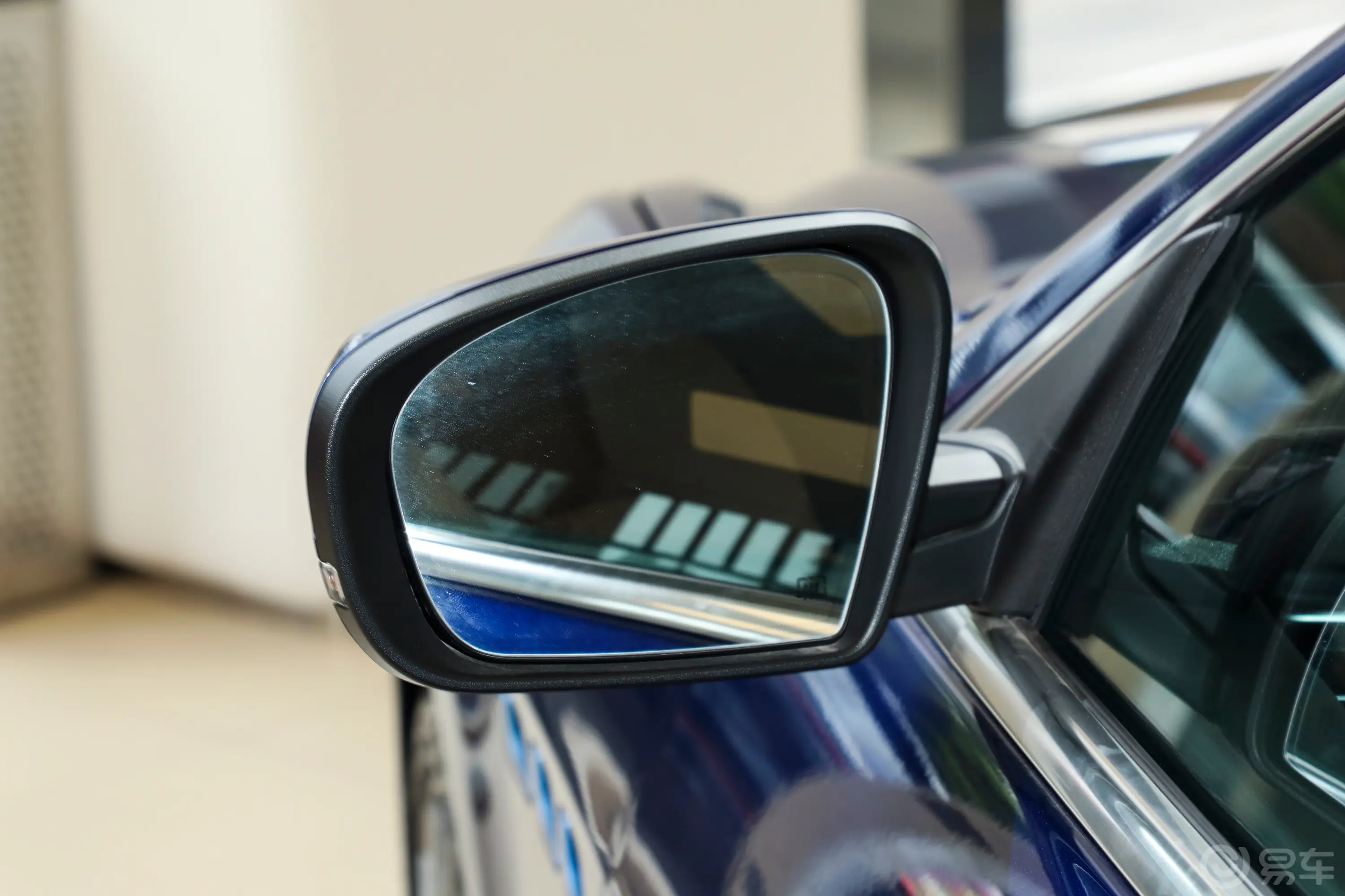 Ghibli2.0T GT后视镜镜面