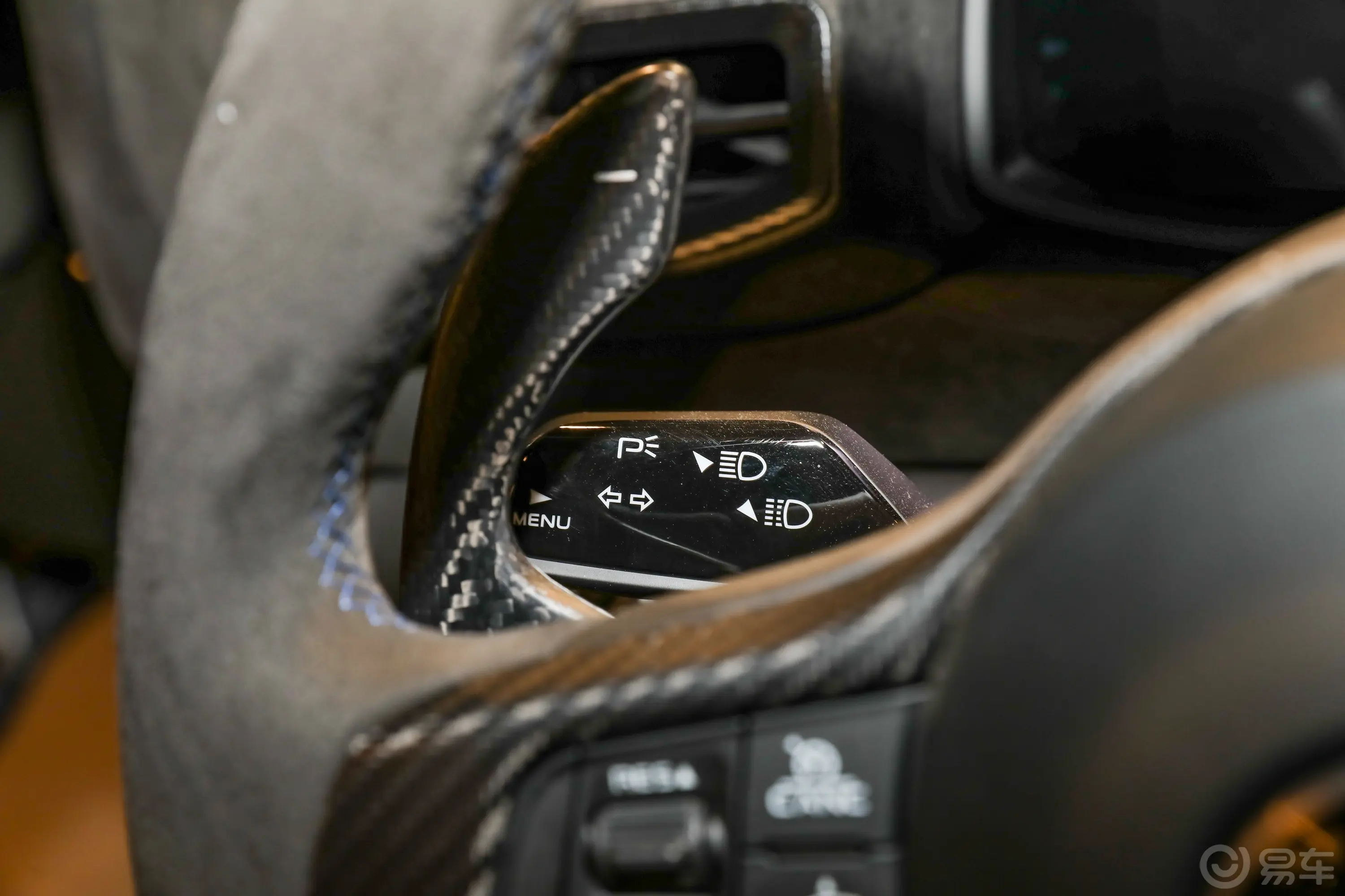 玛莎拉蒂MC20GT2 Stradale主驾驶位