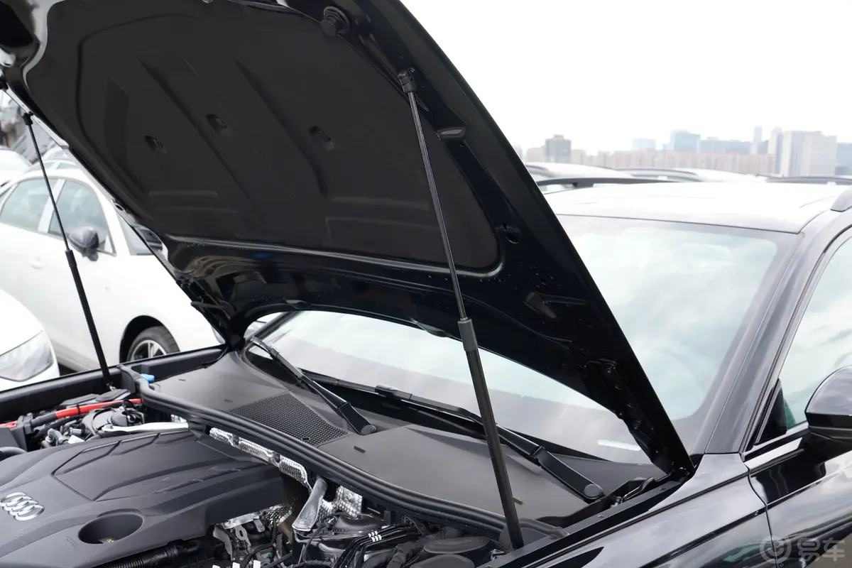 奥迪A6Allroad 探索家 55 TFSI quattro 尊享越野型动力底盘