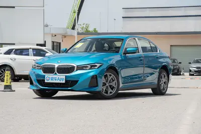 2025款 宝马i3 eDrive 35 L外观