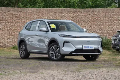 2025款 银河星舰7 1.5L 55km 探索版外观