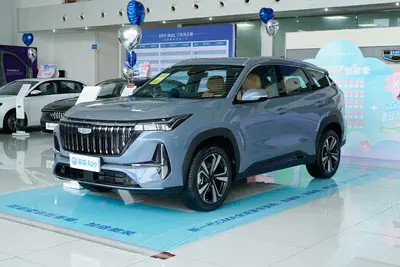 2025款 博越L 第四代 1.5T 山河版外观