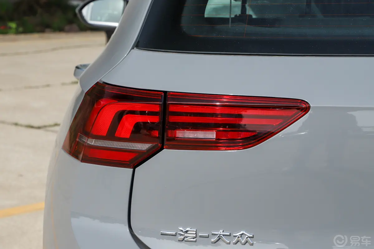 高尔夫改款 300TSI Pro外观灯组