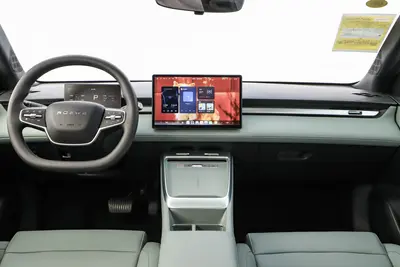 2025款 荣威D6 520km 尊享版内饰