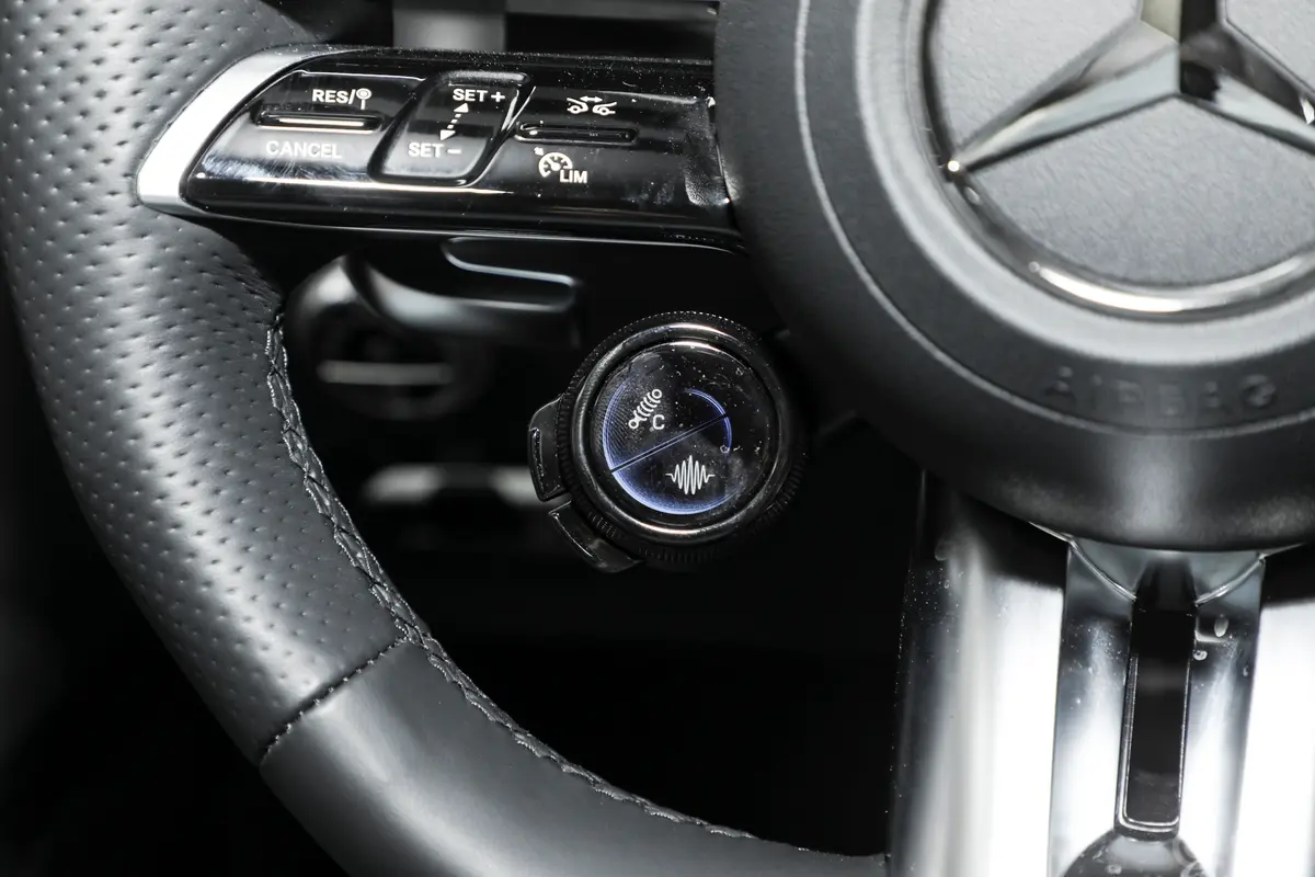 奔驰GT AMG新能源AMG GT 63 S E Performance主驾驶位