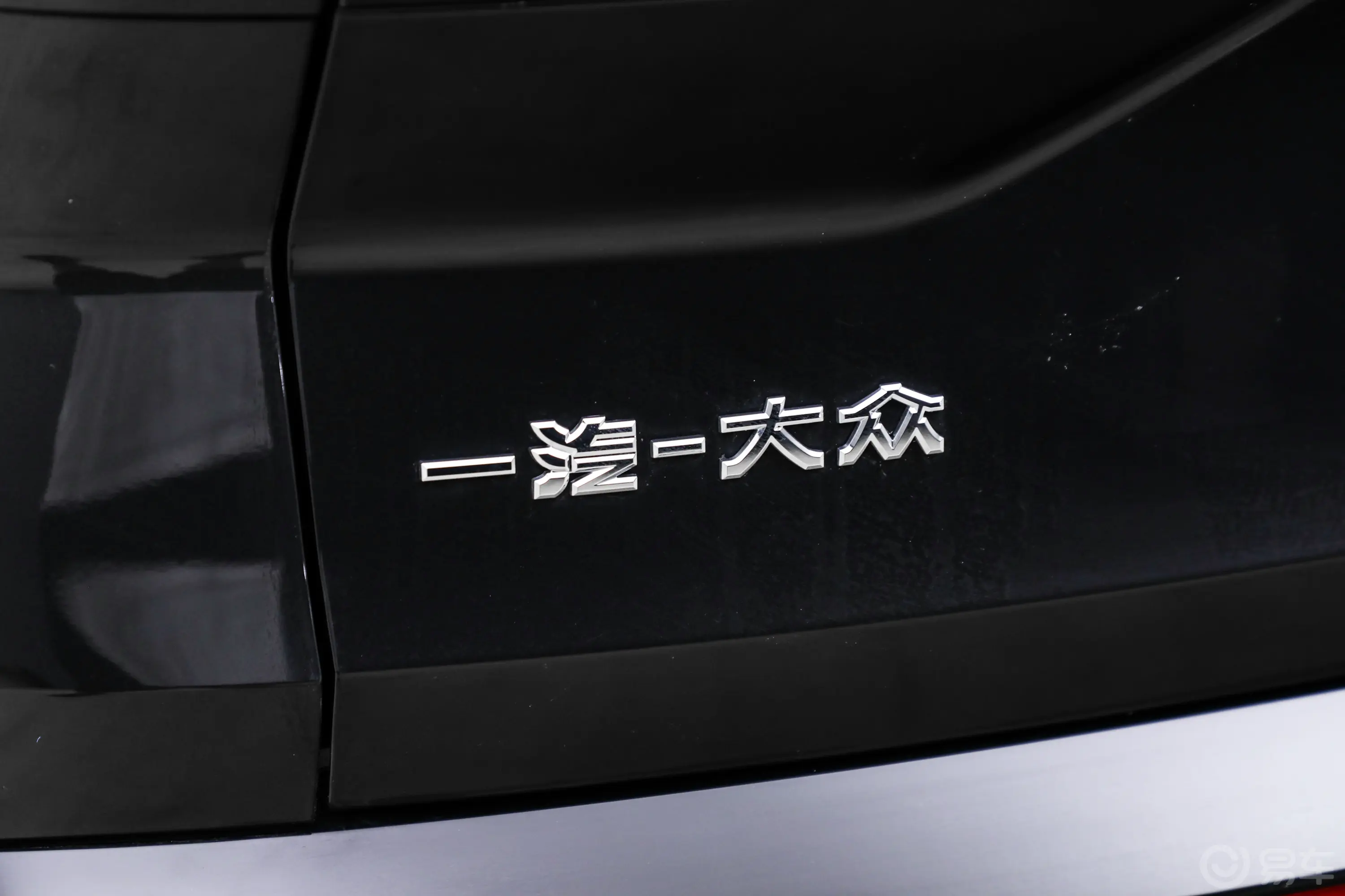 揽境450TSI 四驱R-Line高配版 6座外观细节