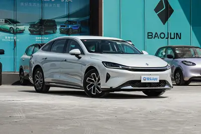 2025款 宝骏享境 插电混动 1.5T 140km 标准版外观