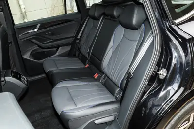 2025款 途观L Pro 380TSI 两驱R-Line智领版空间