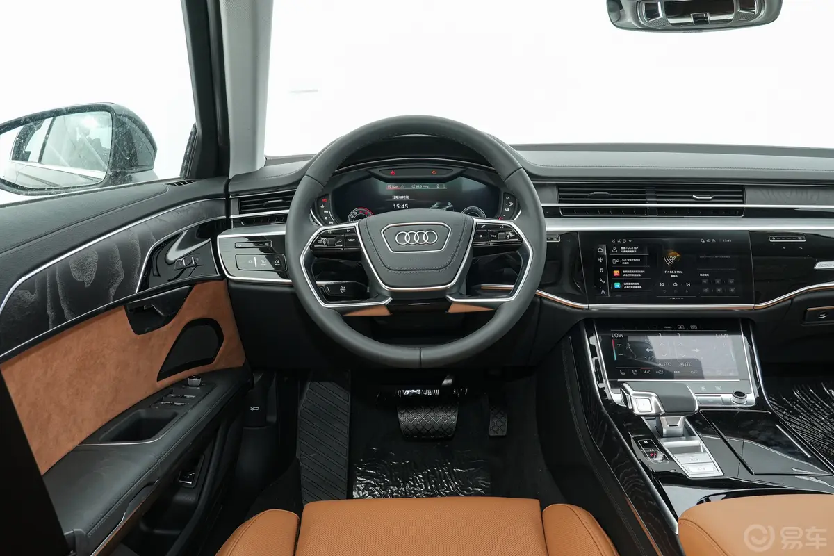 奥迪A8改款 A8L 45 TFSI quattro 豪华型驾驶位区域