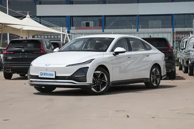 2025款 五菱星光 纯电动 510km 智能进阶型外观