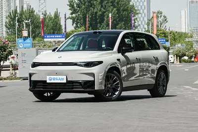 2026款 零跑C10 增程版 210km 210激光雷达版外观