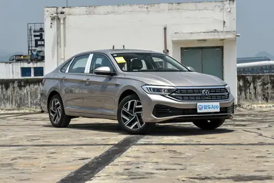 2025款 速腾 改款二 300TSI 双离合超越版外观