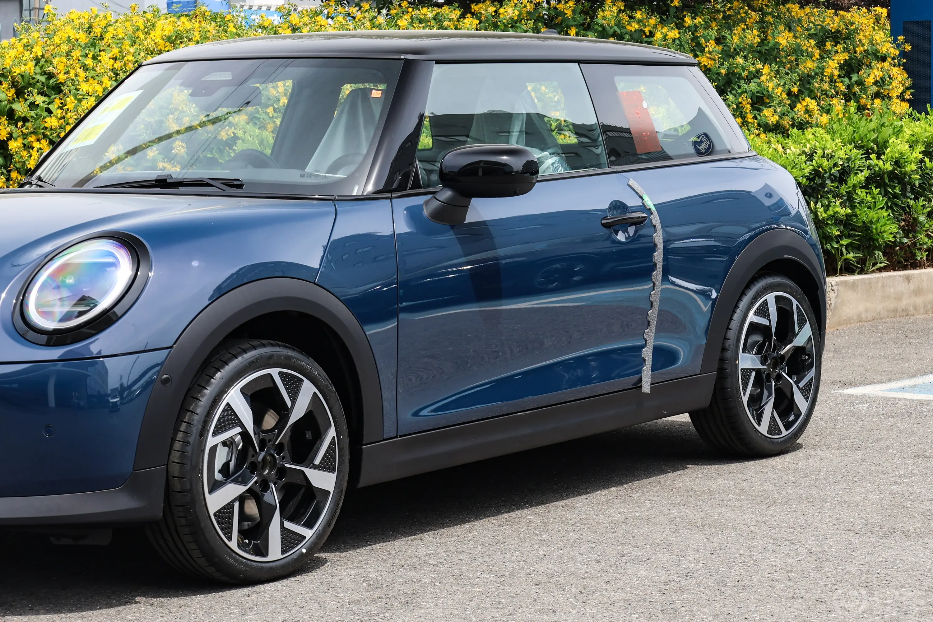 MINI2.0T COOPER S 艺术家 三门版外观细节