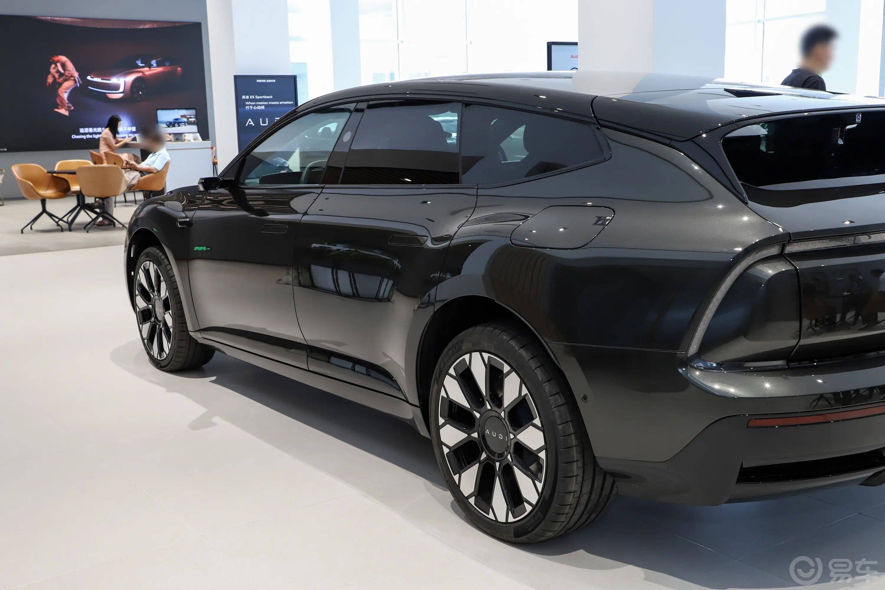 奥迪E5 Sportback两驱标准版外观细节