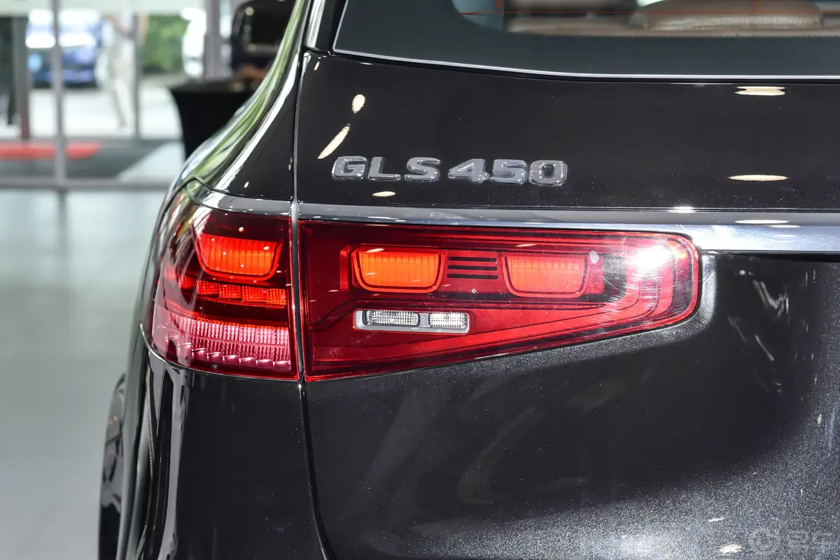 奔驰GLSGLS 450 4MATIC 豪华型外观灯组