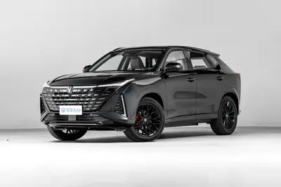 2025款 长安UNI-Z新能源 智慧新蓝鲸 1.5L 125km 超能型外观