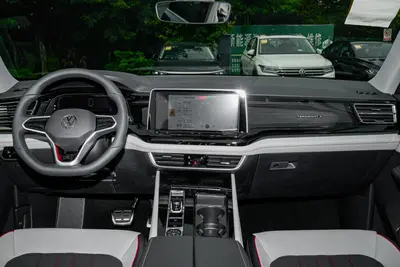 2025款 途昂 途昂X 380TSI 出众版内饰
