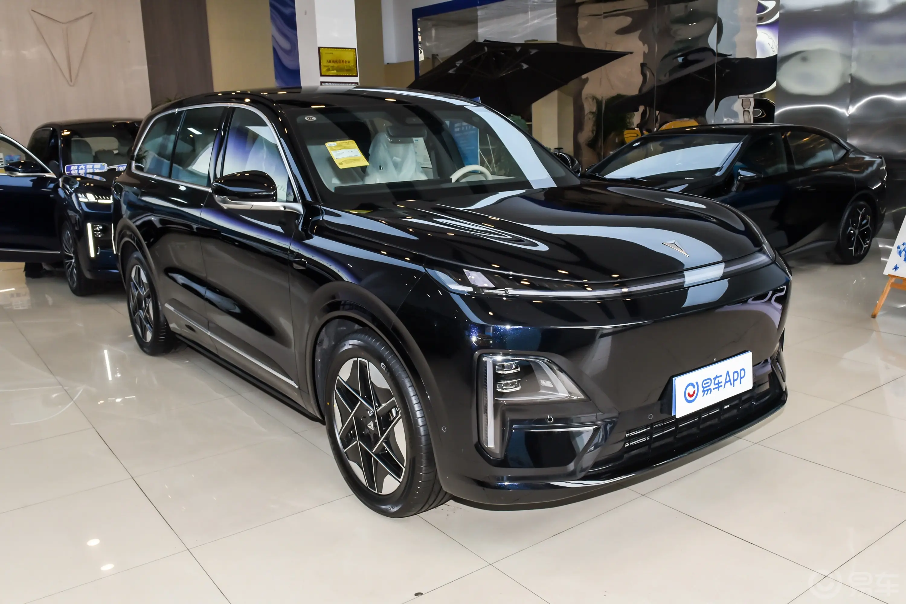 深蓝S091.5T 220km 后驱Ultra版侧前45度车头向右水平