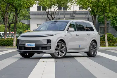 2025款 理想L9 Pro 智能焕新版外观