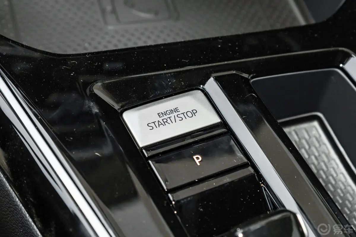 凌渡凌渡L 280TSI 酷辣PLUS版钥匙孔或一键启动按键