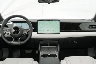 2025款 海豹06 EV 545km 尊享型内饰