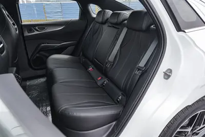 2025款 海豹06 EV 545km 旗舰型空间