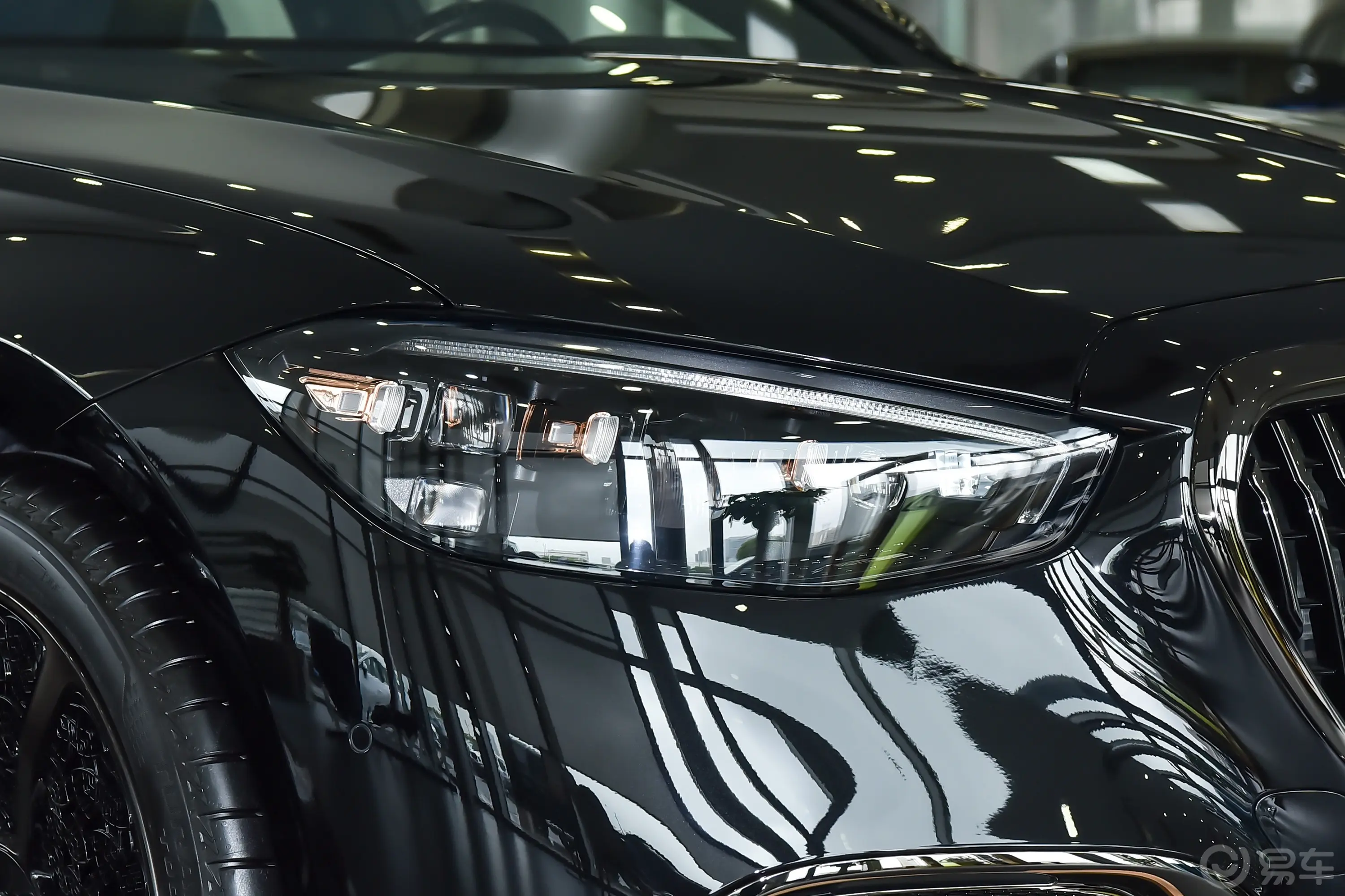 迈巴赫S级改款 S 680 4MATIC 极夜版外观灯组