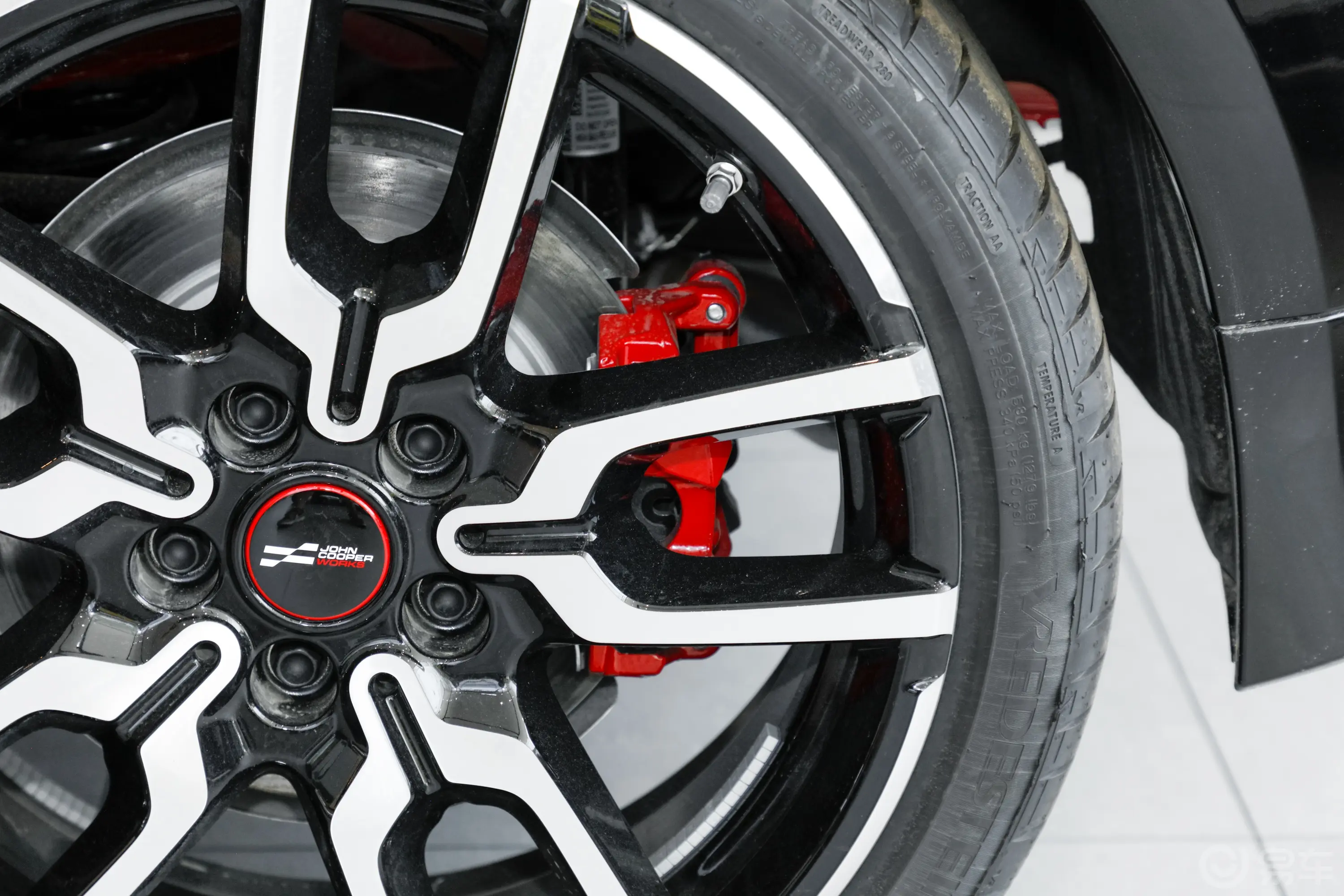 MINI JCW2.0T JOHN COOPER WORKS后刹车卡钳