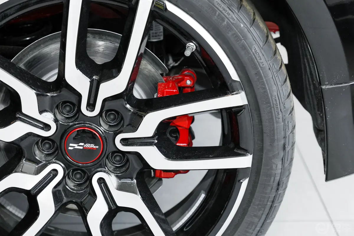 MINI JCW2.0T JOHN COOPER WORKS后刹车卡钳