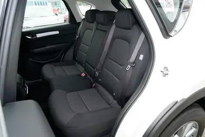 2025款 马自达CX-5 2.0L 两驱智尚型Pro空间