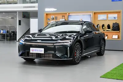 2025款 风云A9L 1.5T 前驱260超长续航豪华版外观