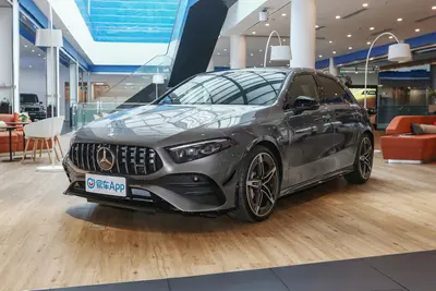 2025款 奔驰A级 AMG(进口) 改款 AMG A 35 4MATIC外观