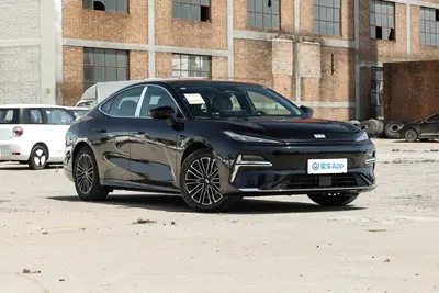 2025款 银河星耀8 EM-i 1.5L 60km 豪华版外观