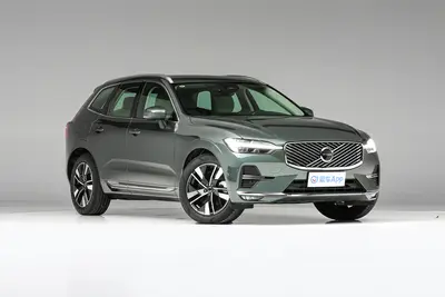 2026款 沃尔沃XC60 B5 四驱智雅豪华版外观